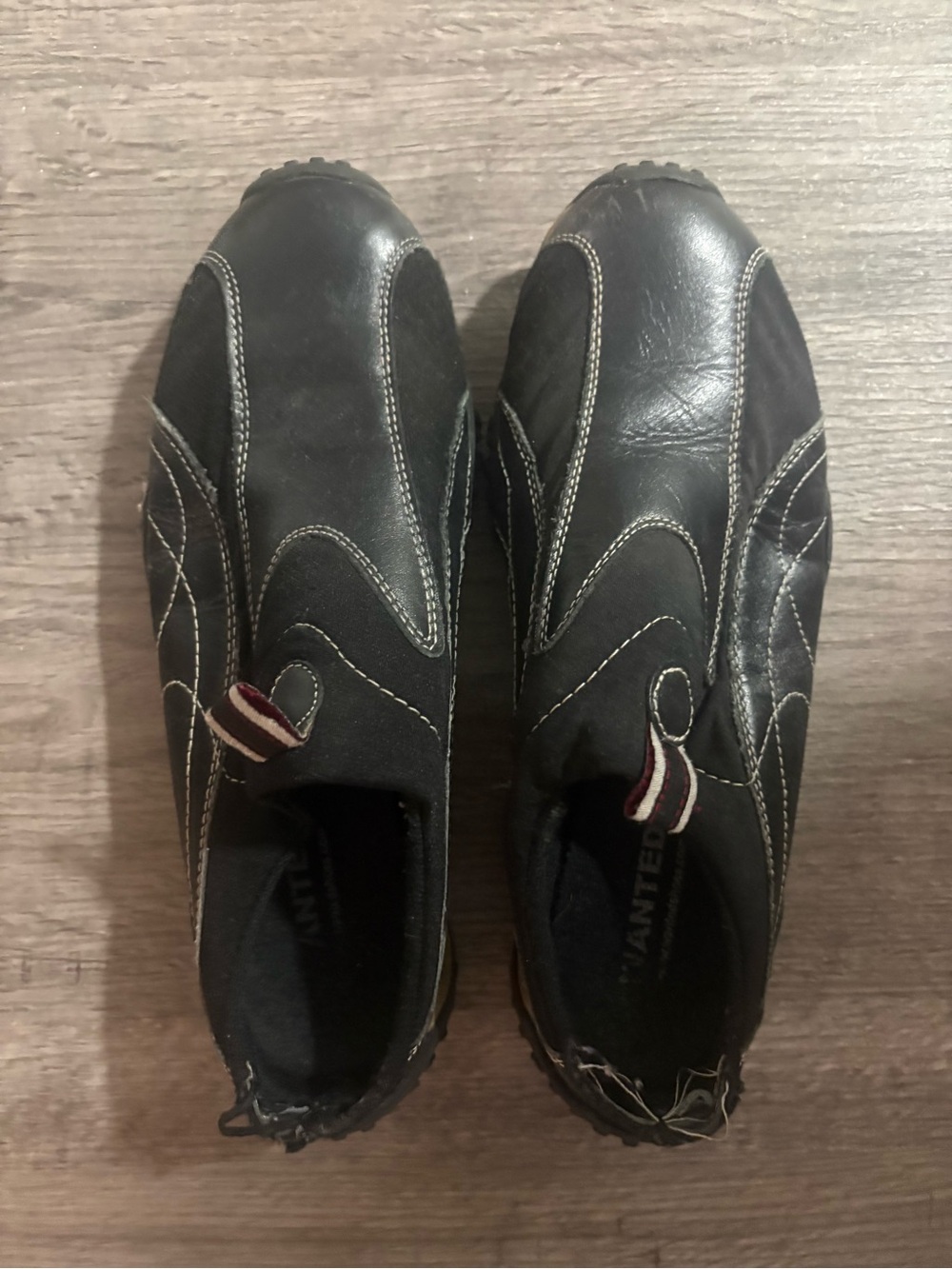 Women's Black Slip-On Casual Athletic Shoes